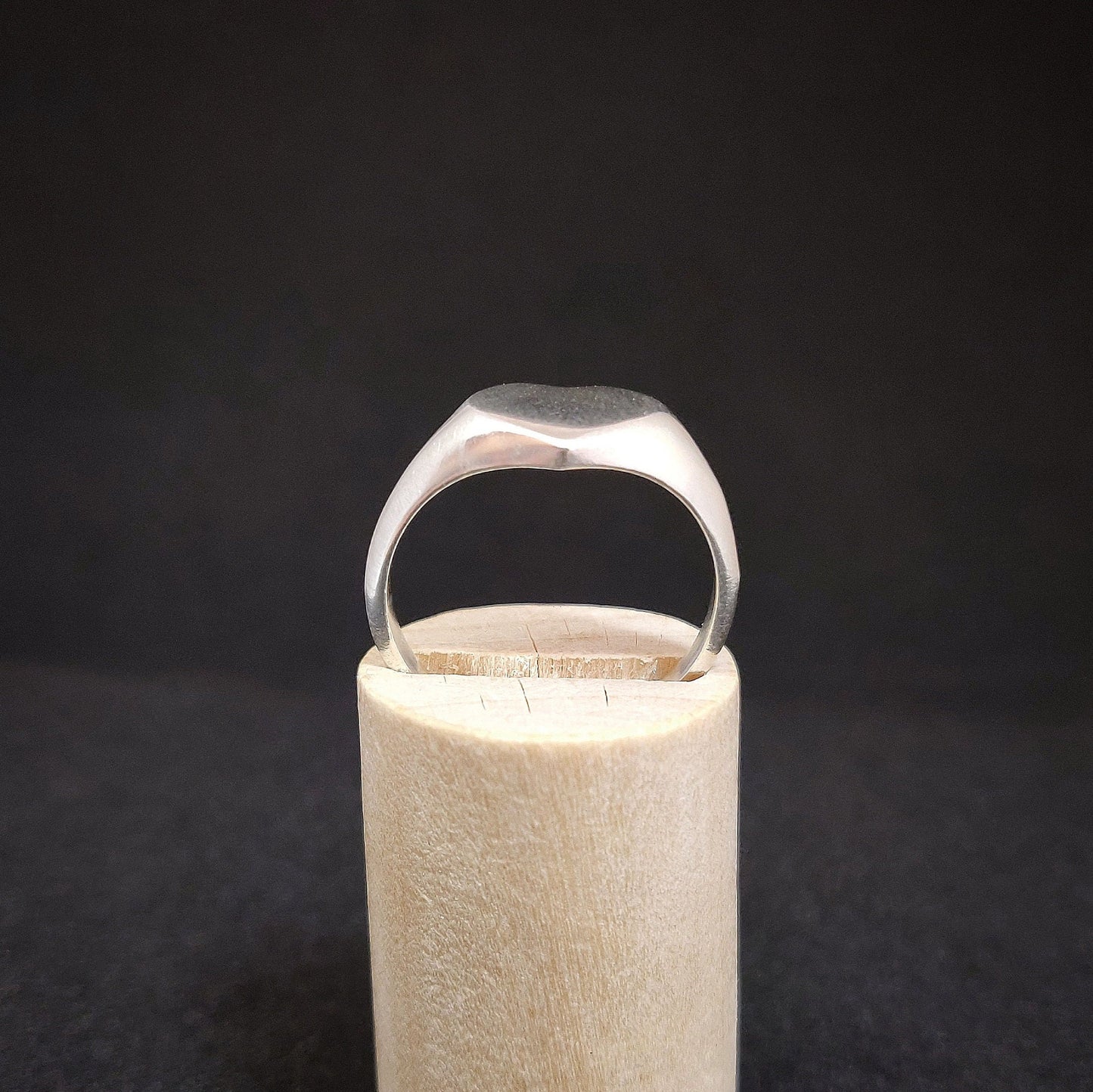 12mm Heart Signet Ring in Silver for Jewelry Making and Customization