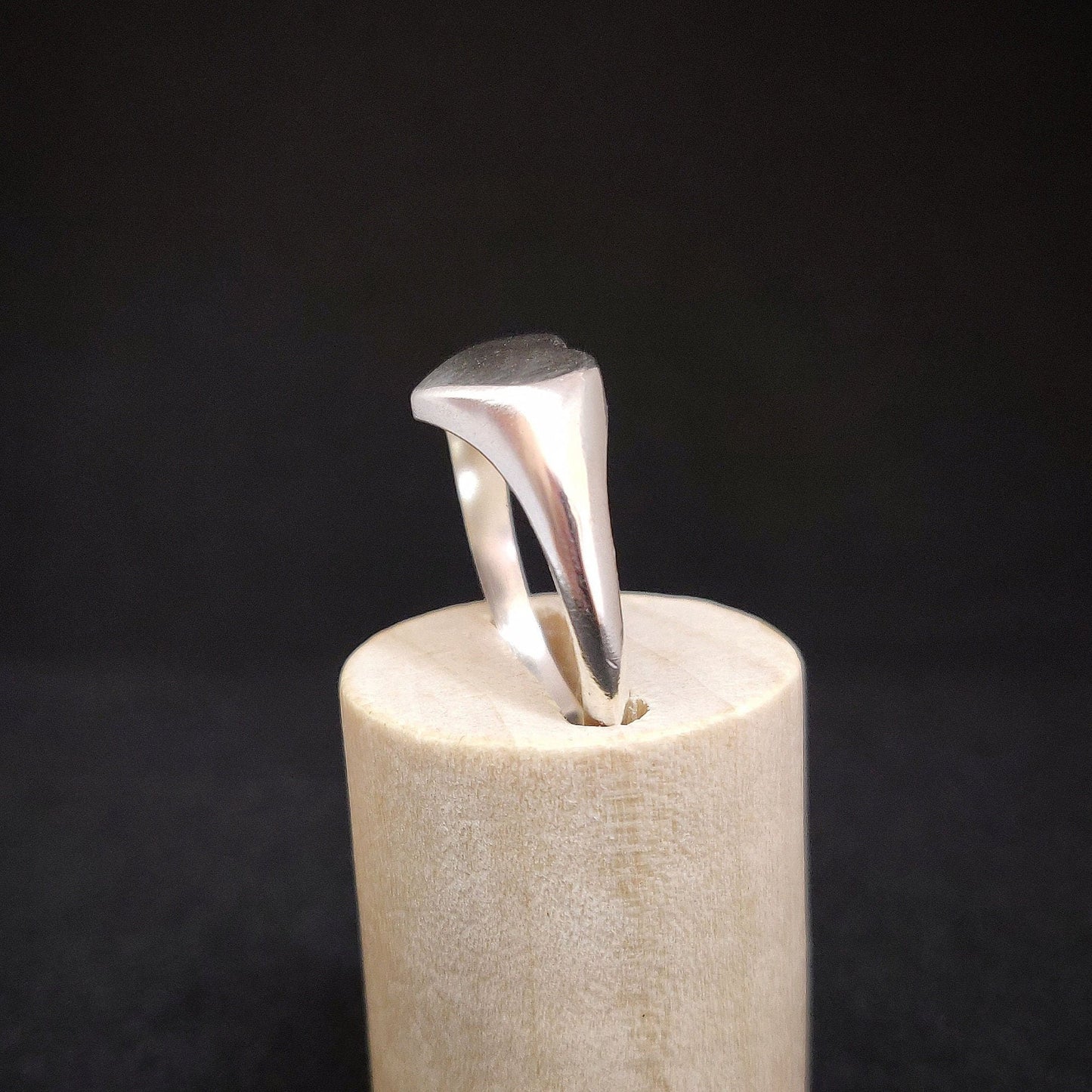 12mm Heart Signet Ring in Silver for Jewelry Making and Customization