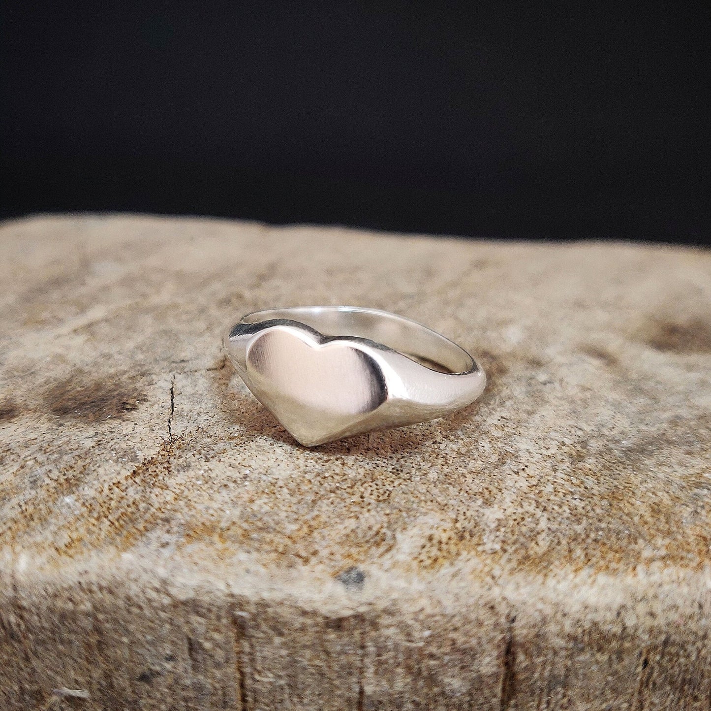 12mm Heart Signet Ring in Silver for Jewelry Making and Customization