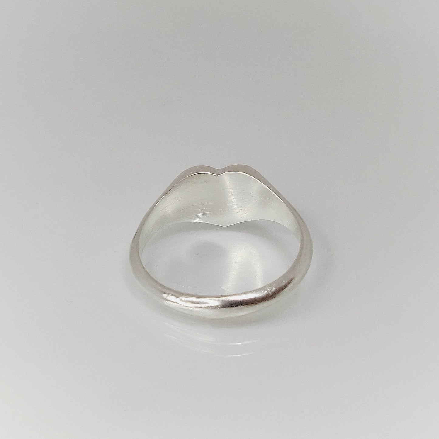 12mm Heart Signet Ring in Silver for Jewelry Making and Customization