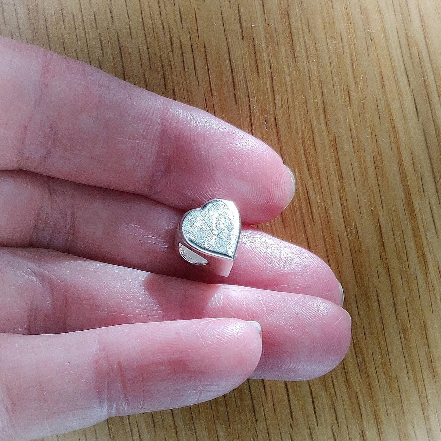 Silver Heart Bracelet Charm, Ready for Engraving or Gem Setting. Jewellery Makers Blank Heart Charm in Silver.