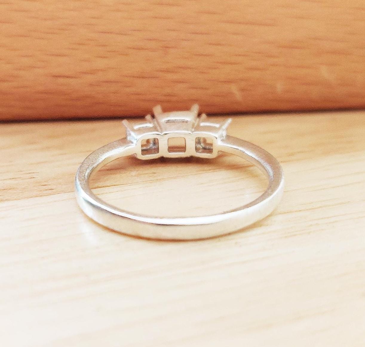 Rear view of princess cut blank ring for 3 stones in silver.