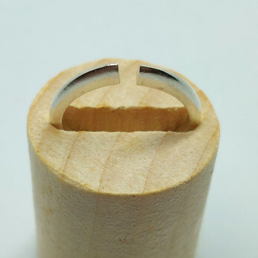 Delicate Argentium Sterling Silver Knife Edge Split Shank Ring Blank for Jewelry Making