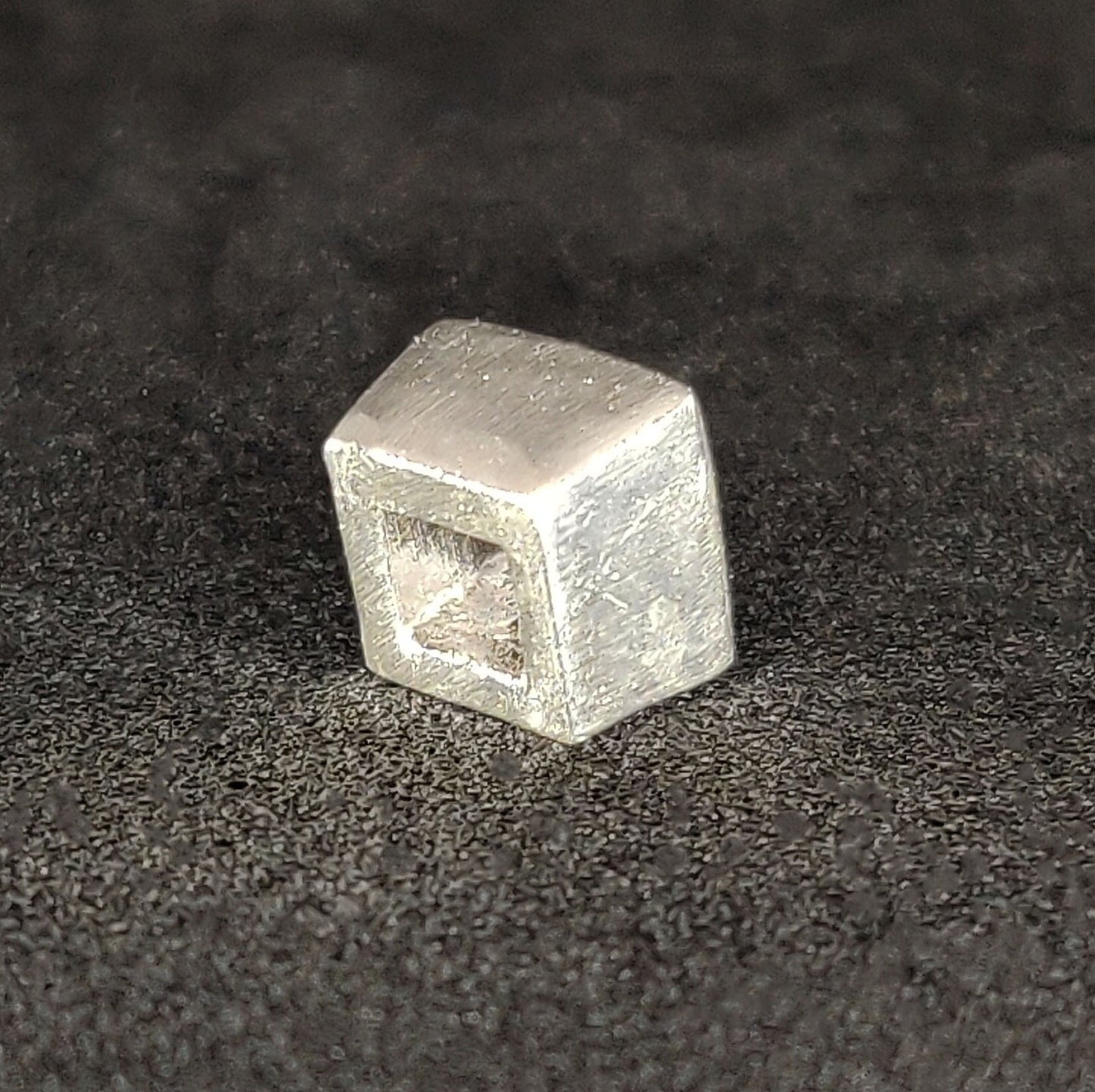 4mm Silver Princess Cut Gemstone Rubover Setting