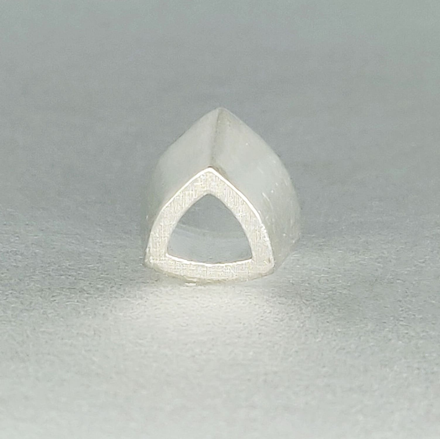 7x7mm Silver Trillion Cut Gemstone Rubover Setting