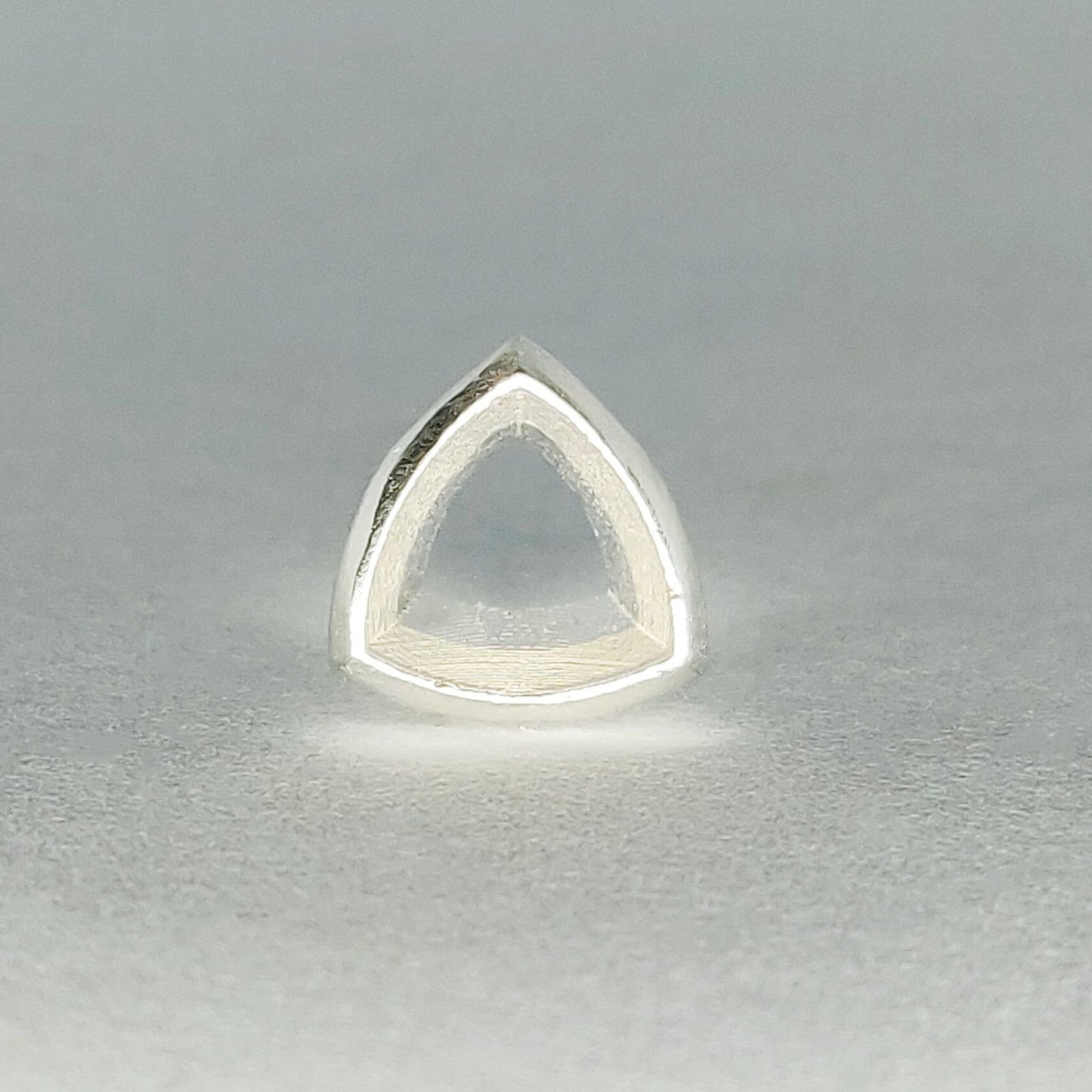 7x7mm Silver Trillion Cut Gemstone Rubover Setting