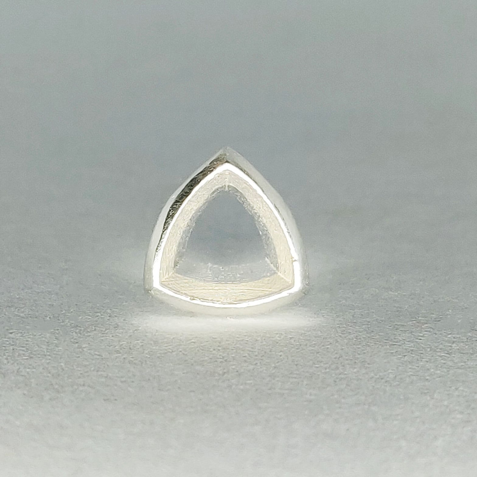 7x7mm Silver Trillion Cut Gemstone Rubover Setting