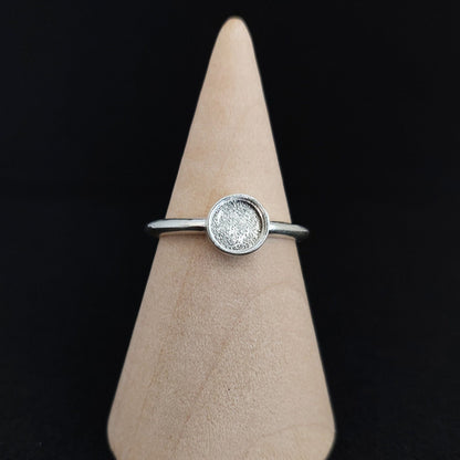 Cabochon Ring Setting. 6mm Silver Cabochon Rubover Bezel Ring Mount Stacking Ring. Argentium Sterling Silver Cabochon Ring
