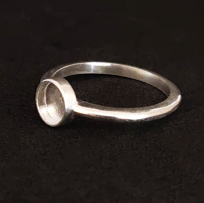 Cabochon Ring Setting. 6mm Silver Cabochon Rubover Bezel Ring Mount Stacking Ring. Argentium Sterling Silver Cabochon Ring