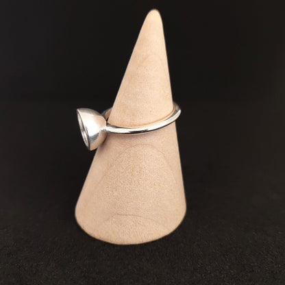 8mm Silver Round Sealed Cup Bezel Ring for Gem Setting and Jewelry Making