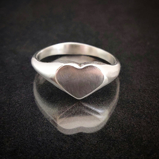 12mm Heart Signet Ring in Silver for Jewelry Making and Customization