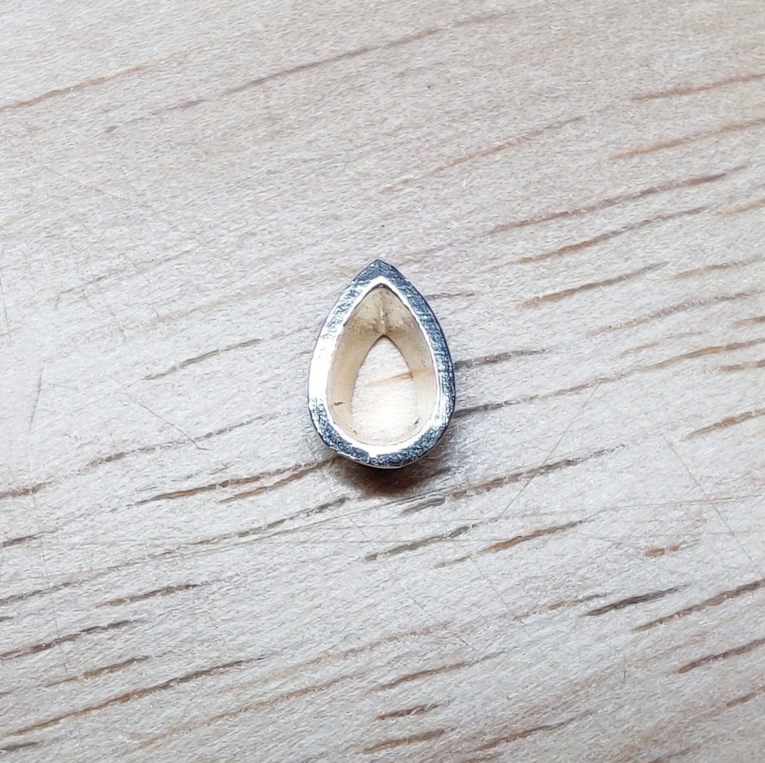 8x5mm Pear Gemstone Rubover Setting in Recycled Sterling Silver Teardrop Bezel