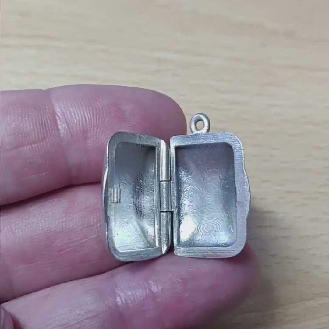 Blank Silver Rectangular Locket Pendant. Perfect for Engraving or Stone Setting.