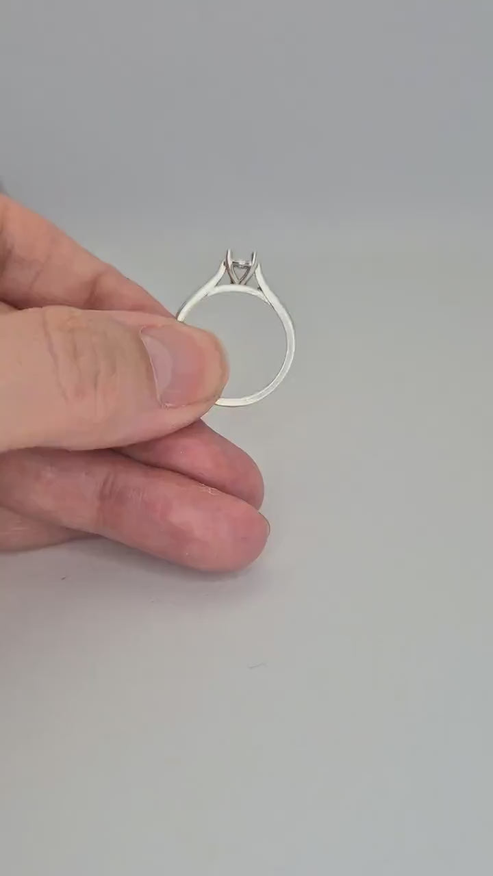 Round Cathedral Claw Setting Ring 5mm. Ready for Jewellery Making.